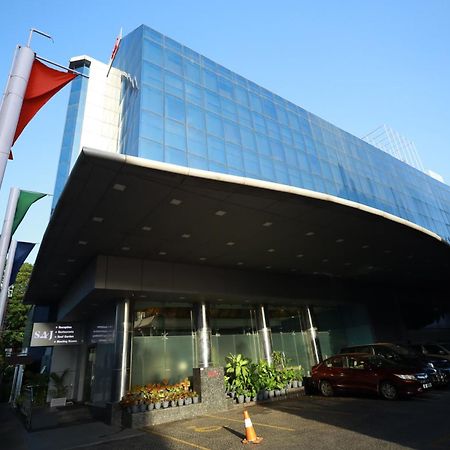 Saj Luciya -A Classified 4 Star Hotel Thiruvananthapuram Ngoại thất bức ảnh